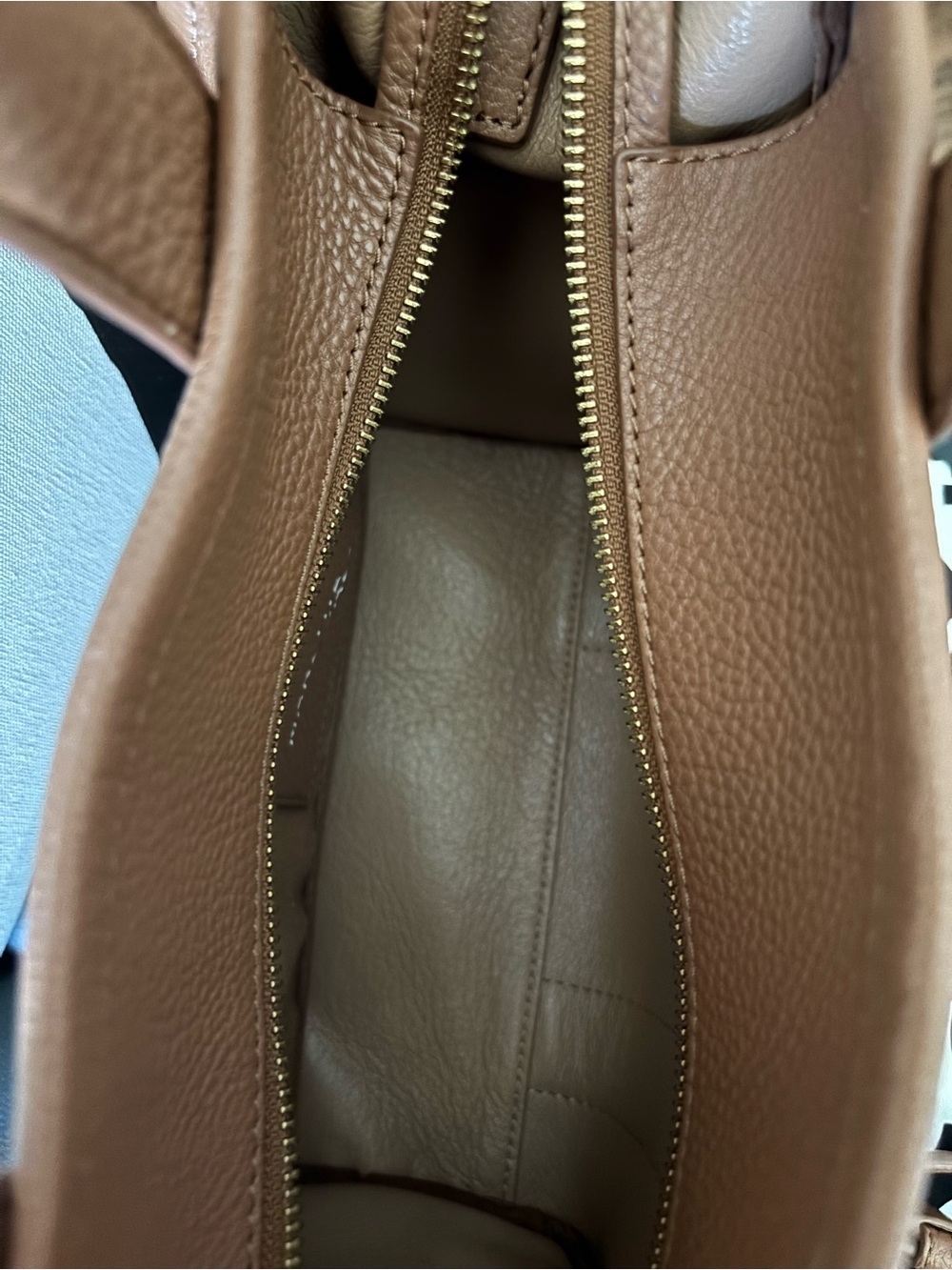 Marc Jacobs The Tote Bag in Chestnut Brown SMALL - Picture 11 of 14
